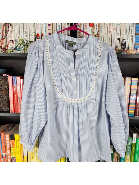 Tops - Style & Co Blue White Stripe Peasant Blouse Medium Lace Trim Puff Sleeve